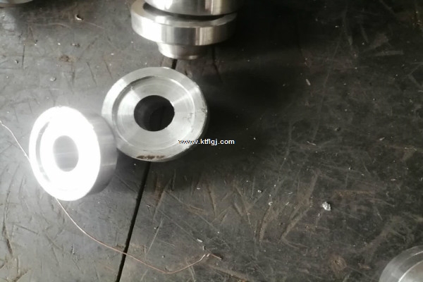 非標(biāo)法蘭圖片